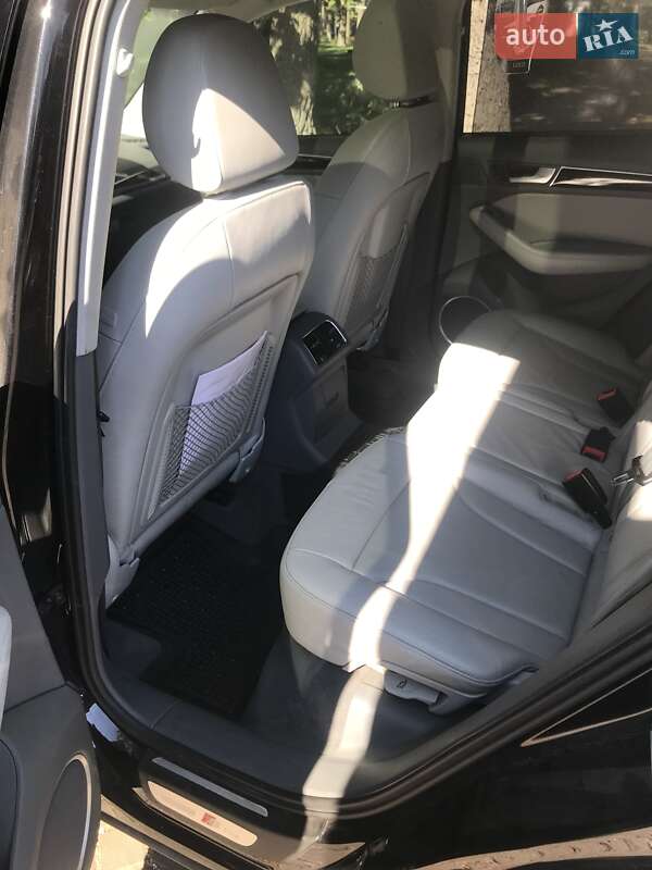 Внедорожник / Кроссовер Audi Q5 2013 в Киеве