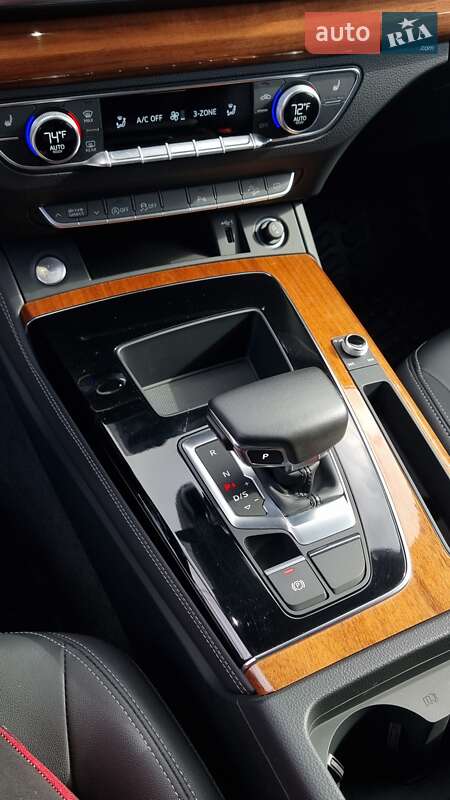 Внедорожник / Кроссовер Audi Q5 2022 в Николаеве