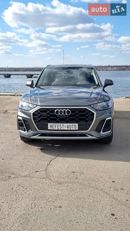 Внедорожник / Кроссовер Audi Q5 2022 в Николаеве
