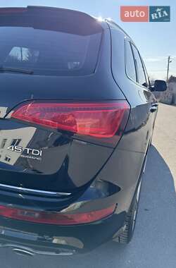 Позашляховик / Кросовер Audi Q5 2015 в 