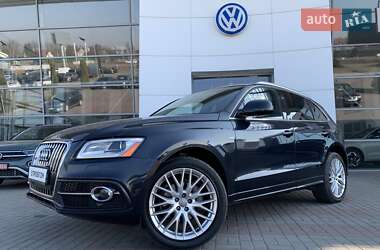 Внедорожник / Кроссовер Audi Q5 2016 в 