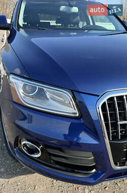 Внедорожник / Кроссовер Audi Q5 2015 в 