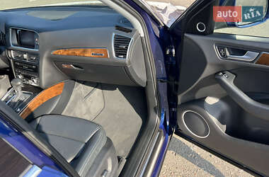 Внедорожник / Кроссовер Audi Q5 2015 в 