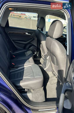 Внедорожник / Кроссовер Audi Q5 2015 в 