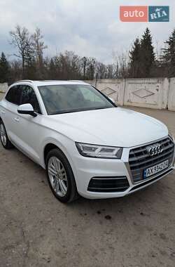 Позашляховик / Кросовер Audi Q5 2018 в 