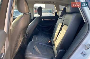 Внедорожник / Кроссовер Audi Q5 2015 в 