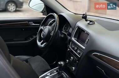 Внедорожник / Кроссовер Audi Q5 2016 в 