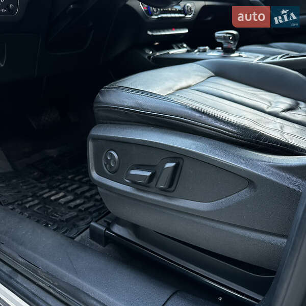 Внедорожник / Кроссовер Audi Q5 2018 в Луцке