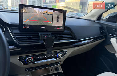 Внедорожник / Кроссовер Audi Q5 2022 в 