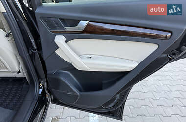 Внедорожник / Кроссовер Audi Q5 2022 в 