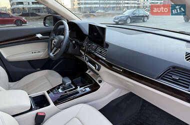 Внедорожник / Кроссовер Audi Q5 2022 в 