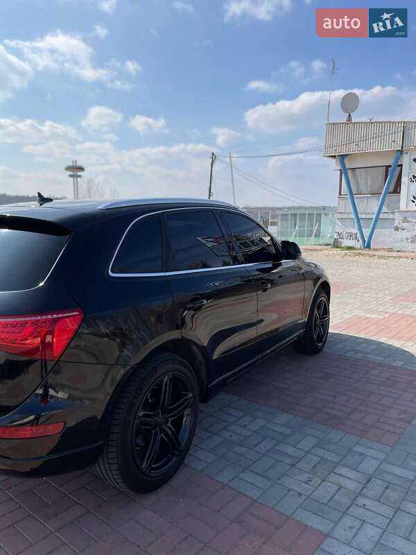 Внедорожник / Кроссовер Audi Q5 2011 в Запорожье