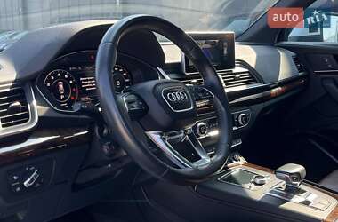 Внедорожник / Кроссовер Audi Q5 2019 в 