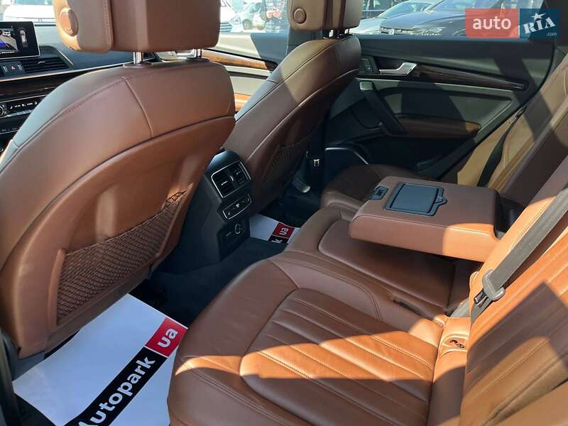Позашляховик / Кросовер Audi Q5 2019 в Львові