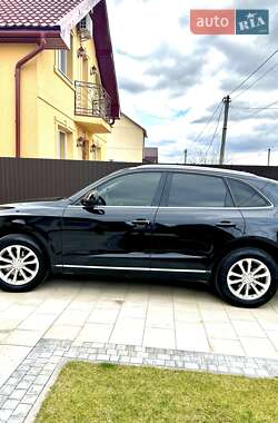 Внедорожник / Кроссовер Audi Q5 2015 в 