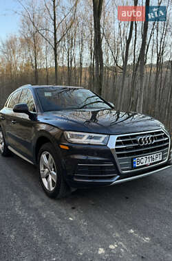 Внедорожник / Кроссовер Audi Q5 2018 в 