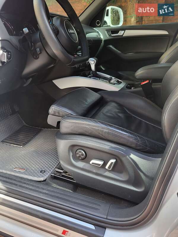 Внедорожник / Кроссовер Audi Q5 2015 в Днепре