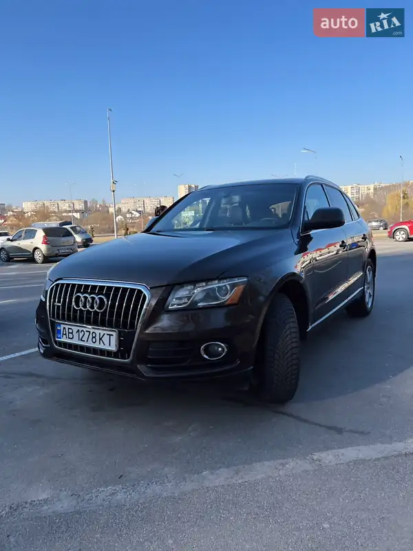 Внедорожник / Кроссовер Audi Q5 2012 в 