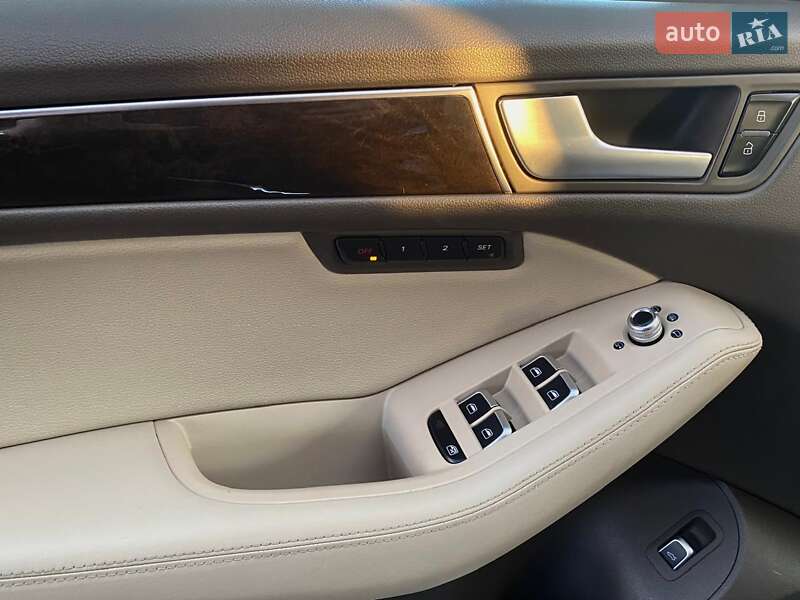 Внедорожник / Кроссовер Audi Q5 2014 в Киеве