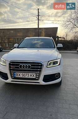 Внедорожник / Кроссовер Audi Q5 2012 в 