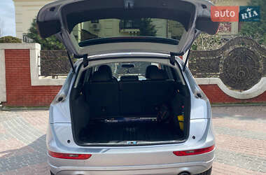 Внедорожник / Кроссовер Audi Q5 2015 в 