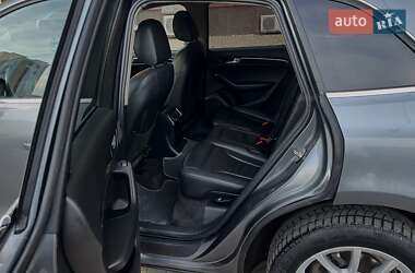 Внедорожник / Кроссовер Audi Q5 2011 в 