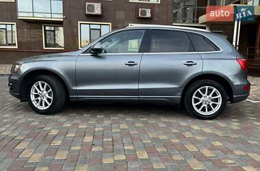 Внедорожник / Кроссовер Audi Q5 2011 в 