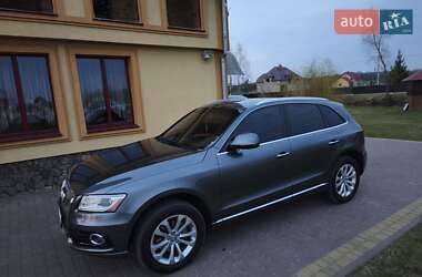 Внедорожник / Кроссовер Audi Q5 2015 в 