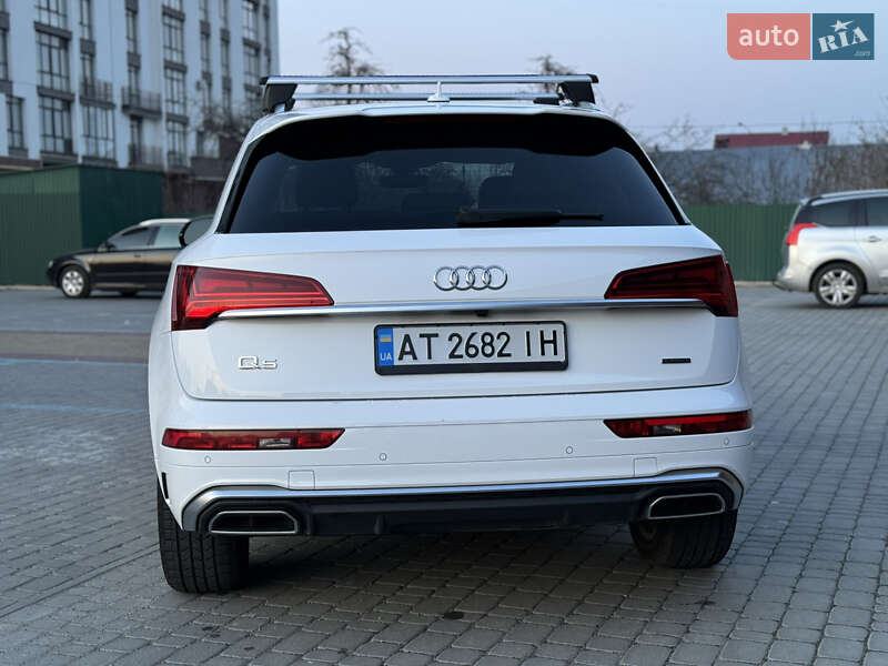 Внедорожник / Кроссовер Audi Q5 2022 в Надворной