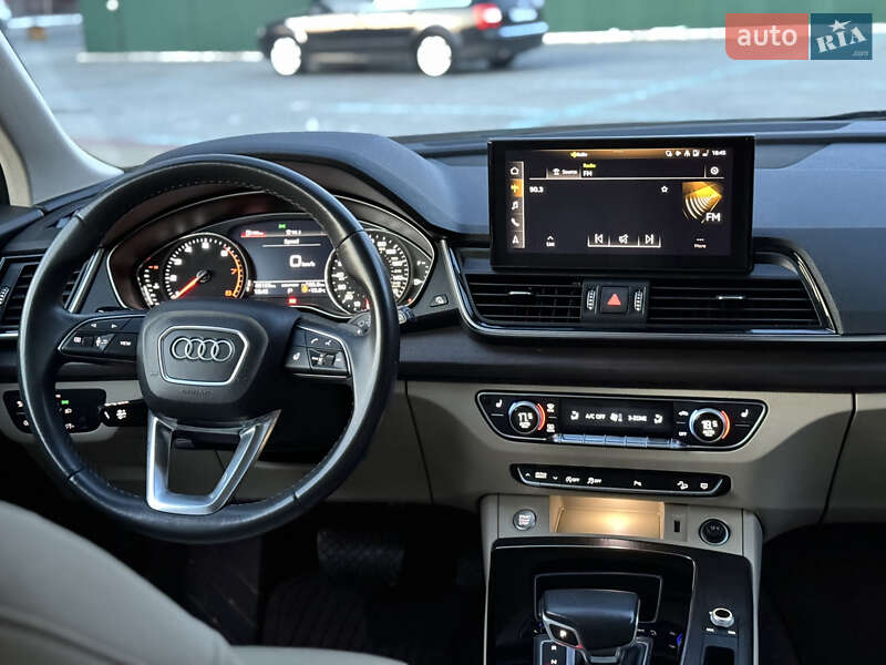 Внедорожник / Кроссовер Audi Q5 2022 в Надворной