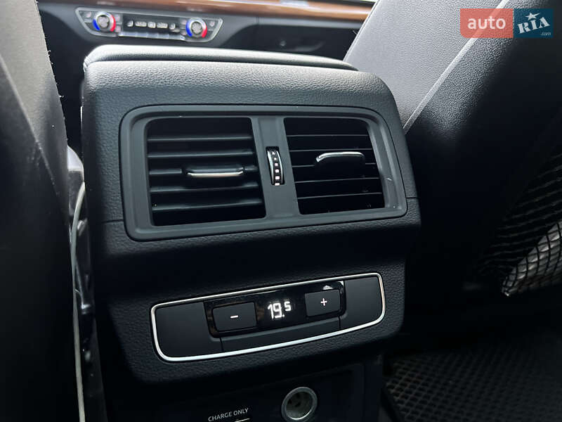 Внедорожник / Кроссовер Audi Q5 2020 в Киеве