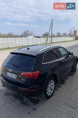Внедорожник / Кроссовер Audi Q5 2012 в 