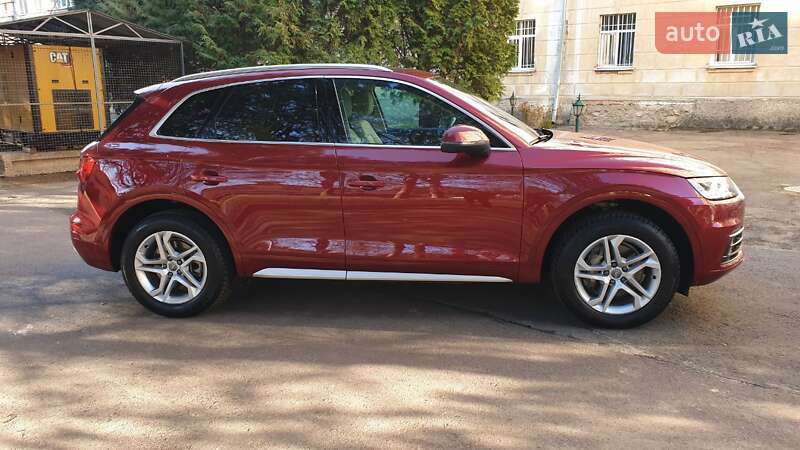 Внедорожник / Кроссовер Audi Q5 2018 в Львове фото 7 Внедорожник / Кроссовер Audi Q5 2018 в Львове