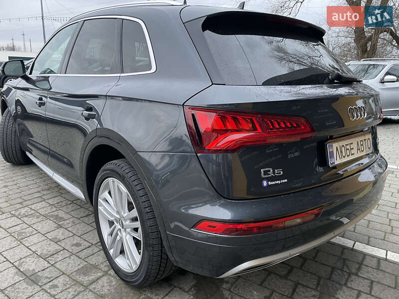 Внедорожник / Кроссовер Audi Q5 2018 в Львове