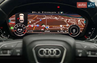 Внедорожник / Кроссовер Audi Q5 2017 в 