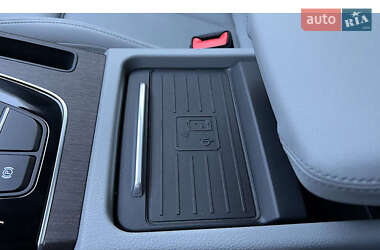 Внедорожник / Кроссовер Audi Q5 2021 в 