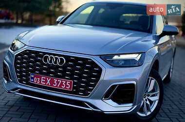 Позашляховик / Кросовер Audi Q5 2021 в 