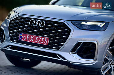 Позашляховик / Кросовер Audi Q5 2021 в 