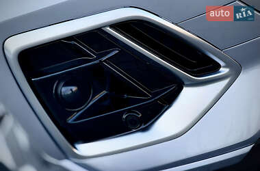 Позашляховик / Кросовер Audi Q5 2021 в 