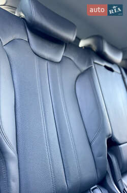 Позашляховик / Кросовер Audi Q5 2021 в 