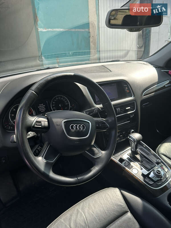 Внедорожник / Кроссовер Audi Q5 2012 в Шептицькому