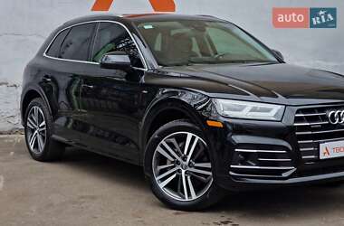 Внедорожник / Кроссовер Audi Q5 2019 в 