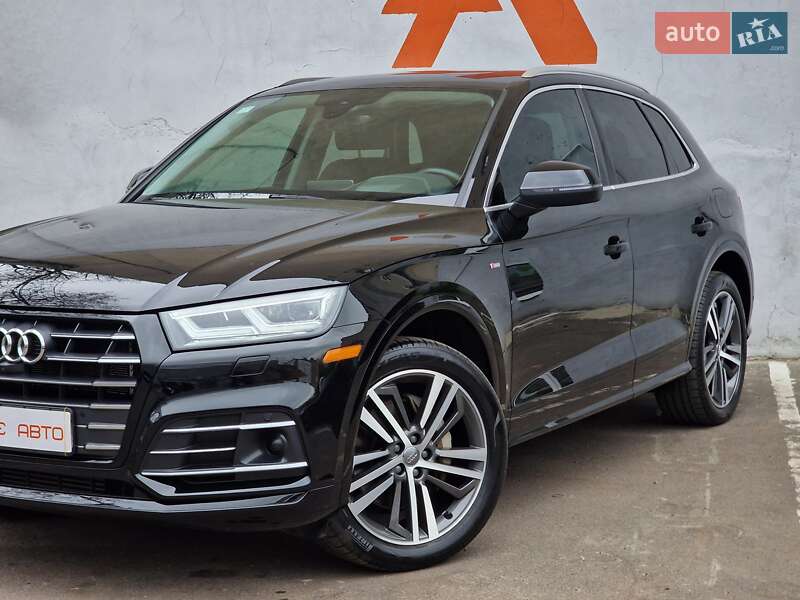 Внедорожник / Кроссовер Audi Q5 2019 в Одессе