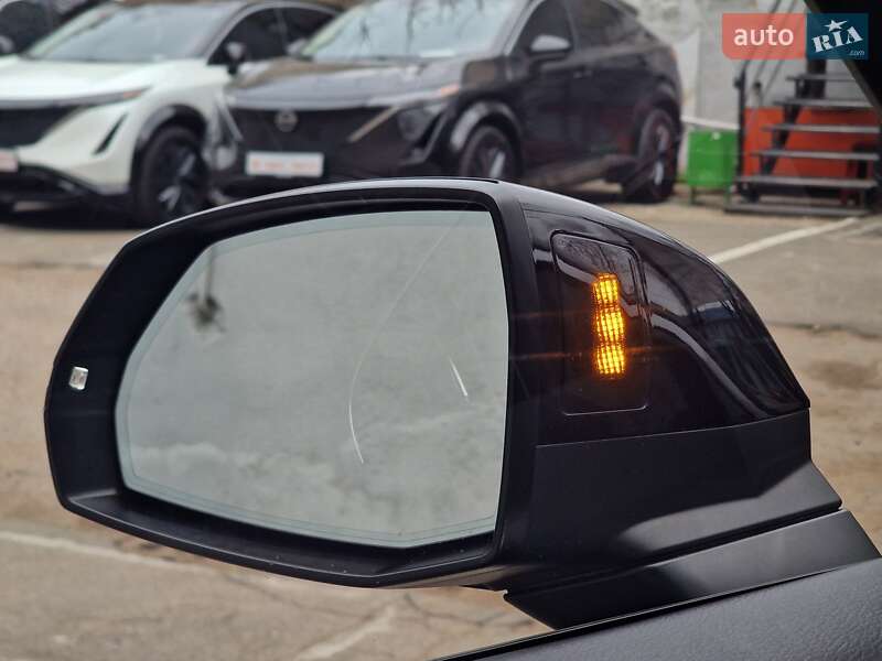 Внедорожник / Кроссовер Audi Q5 2019 в Одессе фото 19 Внедорожник / Кроссовер Audi Q5 2019 в Одессе