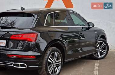 Внедорожник / Кроссовер Audi Q5 2019 в 