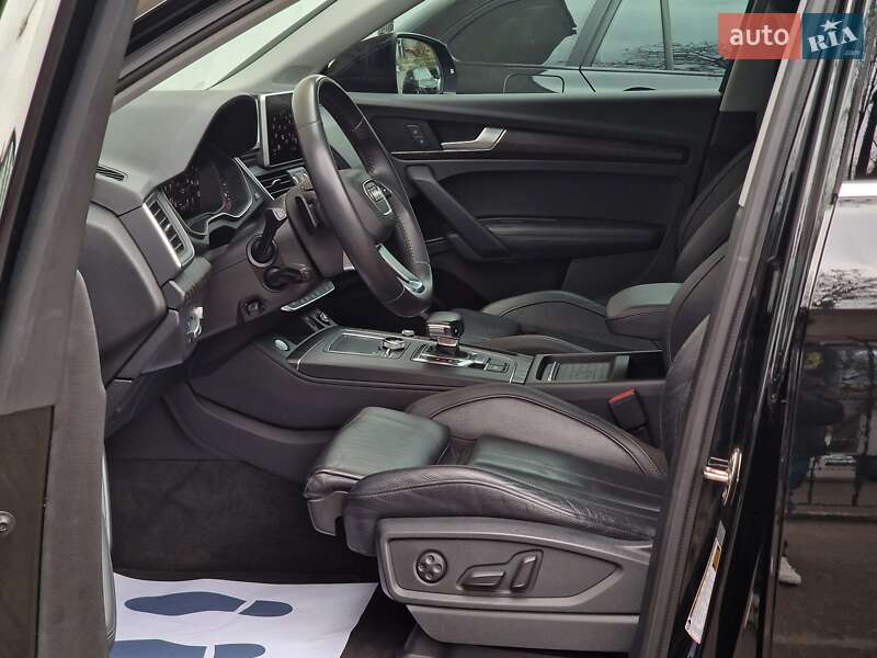 Внедорожник / Кроссовер Audi Q5 2019 в Одессе