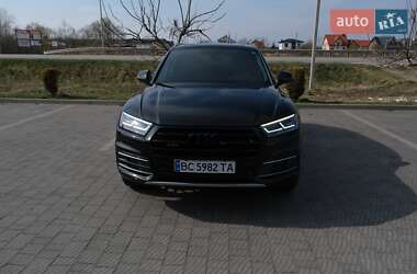 Внедорожник / Кроссовер Audi Q5 2018 в 