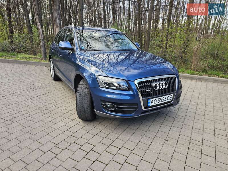 Внедорожник / Кроссовер Audi Q5 2008 в Ужгороде
