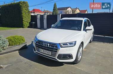 Внедорожник / Кроссовер Audi Q5 2020 в 