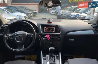 Внедорожник / Кроссовер Audi Q5 2010 в 